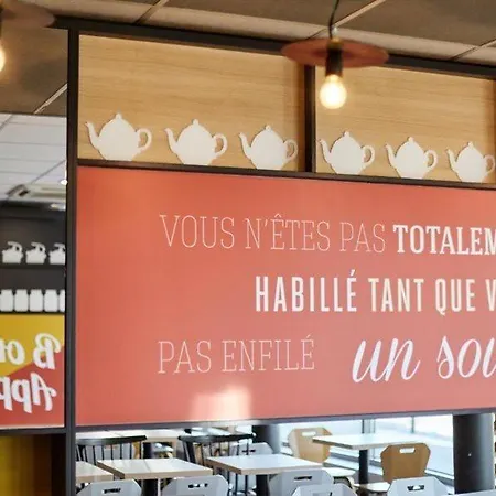 B&B Hotel Avranches Baie Du Mont St-Michel Отель Le Val-Saint-Pere