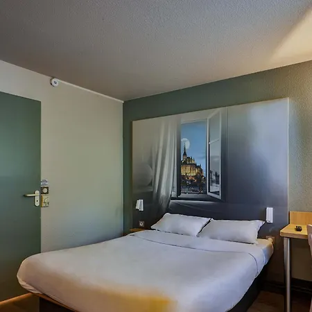 B&B Hotel Avranches Baie Du Mont St-Michel Отель Le Val-Saint-Pere