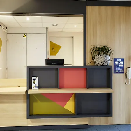 B&B Hotel Avranches Baie Du Mont St-Michel Отель Le Val-Saint-Pere