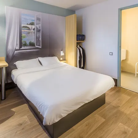 Hotel Avranches Baie Du Mont St-michel 2*