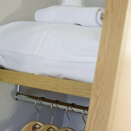 B&B Hotel Avranches Baie Du Mont St-Michel 2* Le Val-Saint-Pere