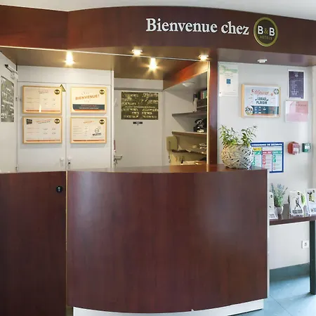 B&B Hotel Avranches Baie Du Mont St-Michel Отель