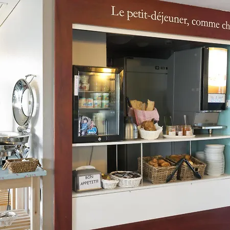 B&B Hotel Avranches Baie Du Mont St-Michel Отель Le Val-Saint-Pere