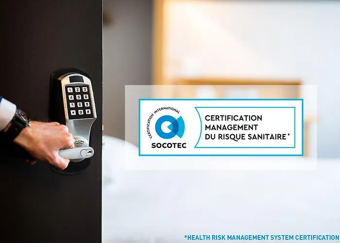 B&B Hotel Avranches Baie Du Mont St-Michel 2*