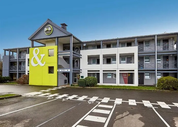 B&B Hotel Avranches Baie Du Mont St-Michel Hotel Le Val-Saint-Pere