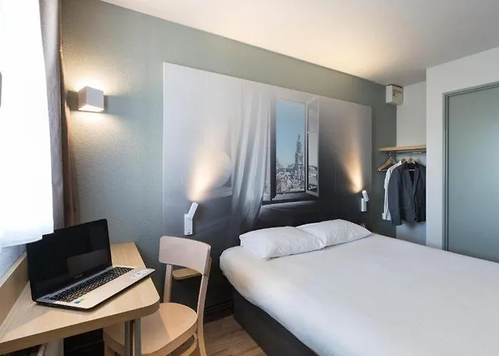 B&B Hotel Avranches Baie Du Mont St-Michel Le Val-Saint-Pere