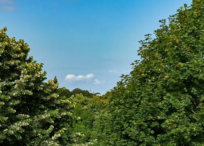 B&B Hotel Avranches Baie Du Mont St-Michel Le Val-Saint-Pere
