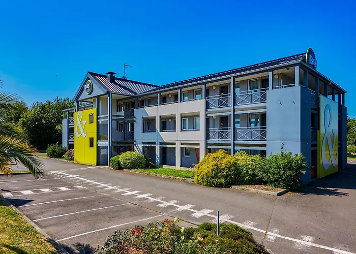 B&B Hotel Avranches Baie Du Mont St-Michel 2* Le Val-Saint-Pere