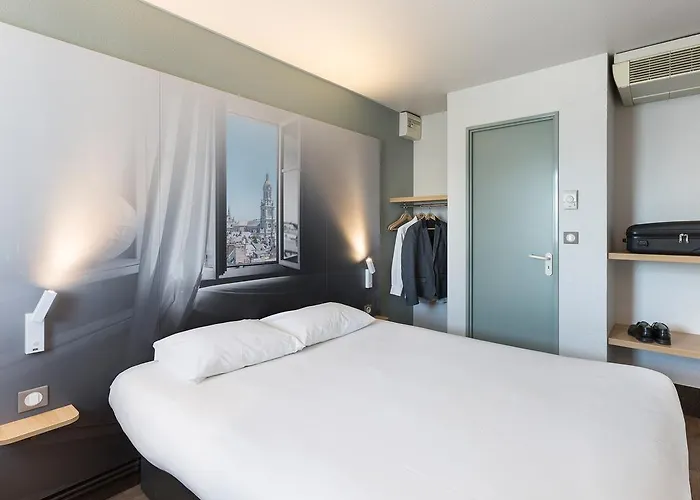 B&B Hotel Avranches Baie Du Mont St-Michel