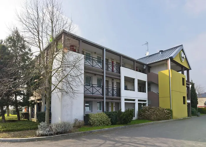 B&B Hotel Avranches Baie Du Mont St-Michel Hotel Le Val-Saint-Pere