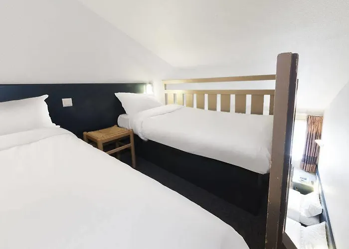 Avranches Baie Du Mont St-michel 2* Le Val-Saint-Père